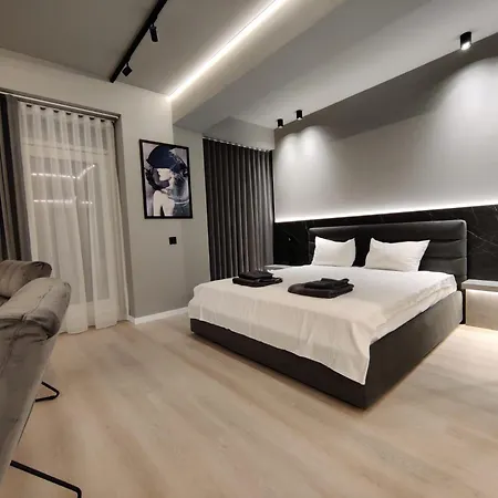 White Sea Mamaia アパート
