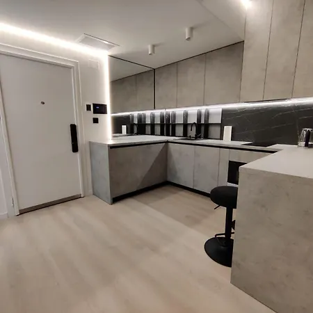 White Sea Mamaia Нэводари
