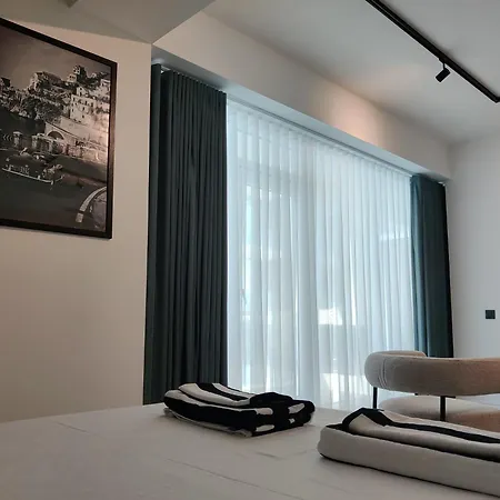 White Sea Mamaia شقة